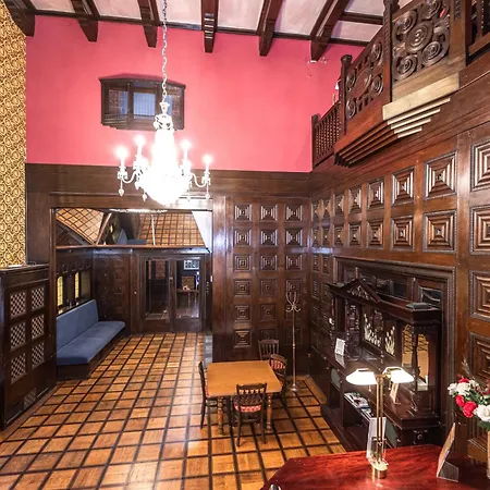 Albergue Historic 