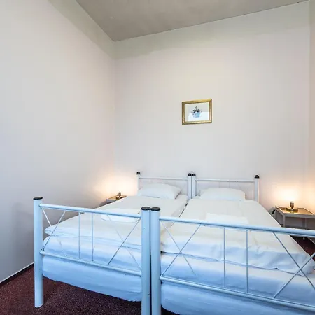 Hostel Imperia